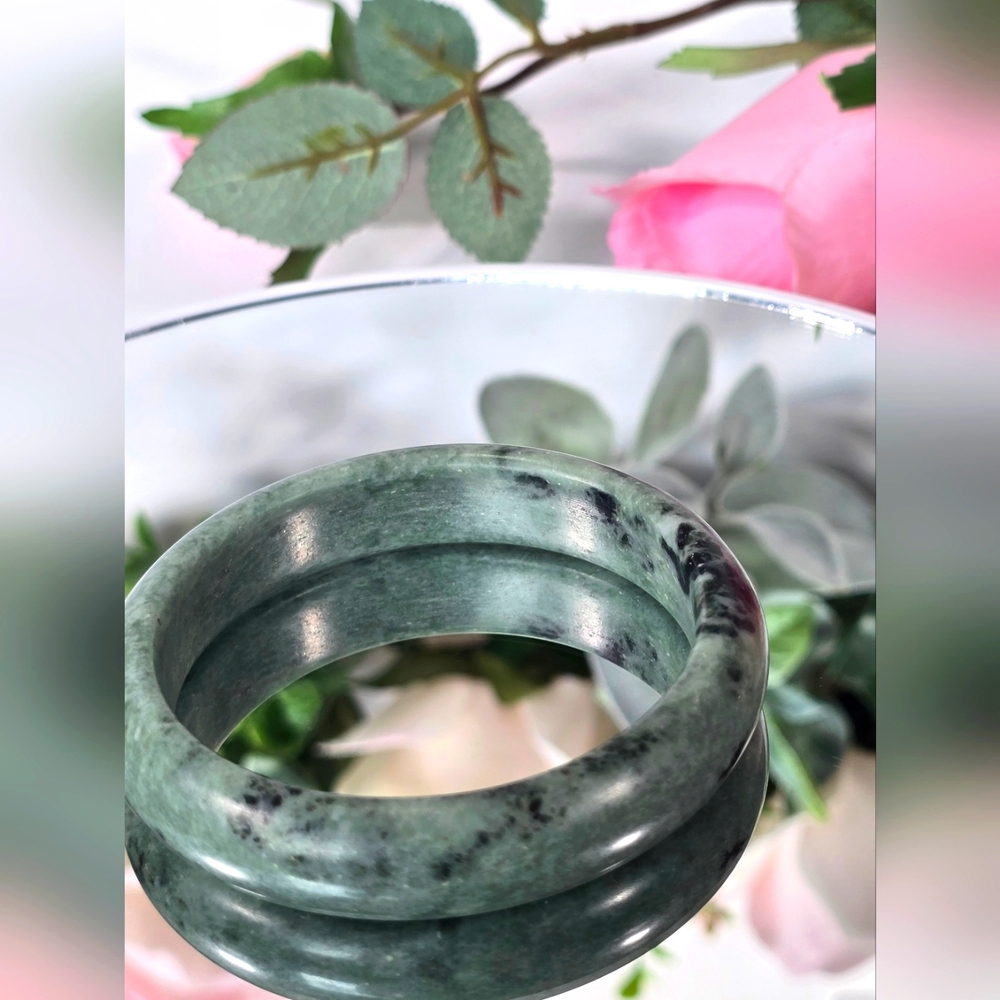 Natural Genuine Burmese jade jadeite bangle bracelet